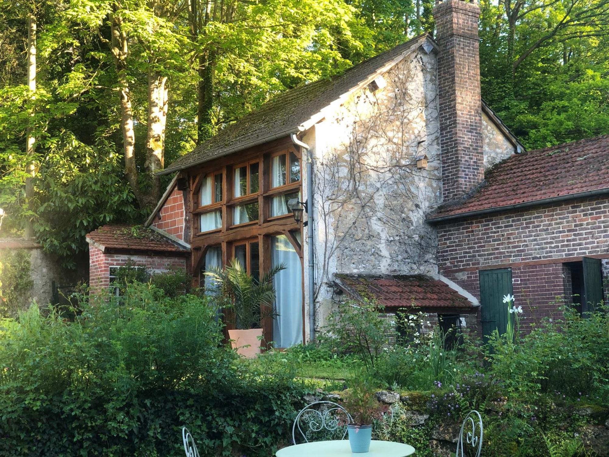 Le Clos Des Songes Bed and Breakfast Blaru Buitenkant foto