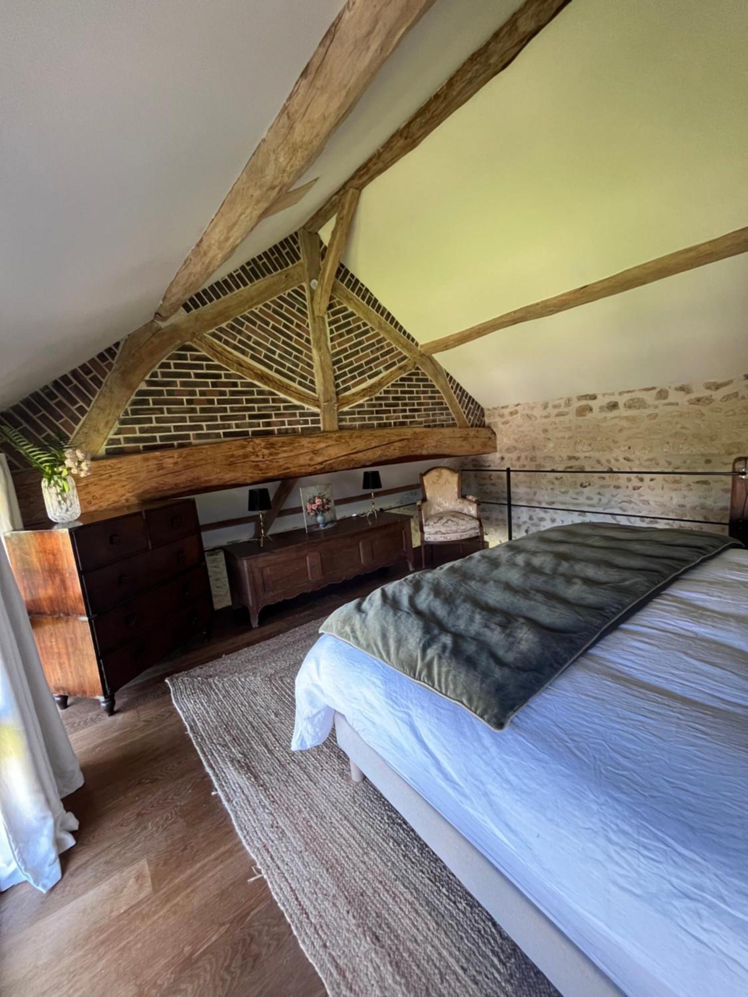 Le Clos Des Songes Bed and Breakfast Blaru Buitenkant foto