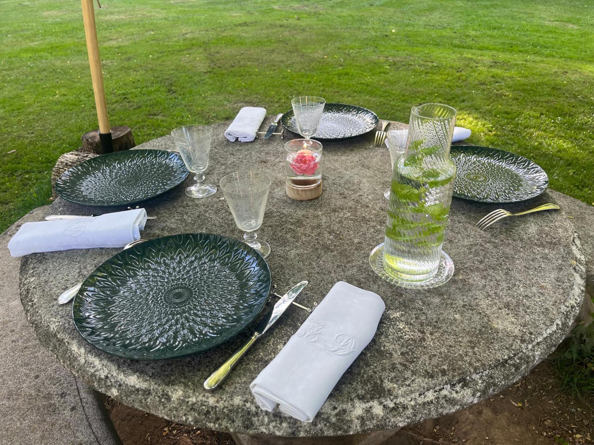 Le Clos Des Songes Blaru Buitenkant foto